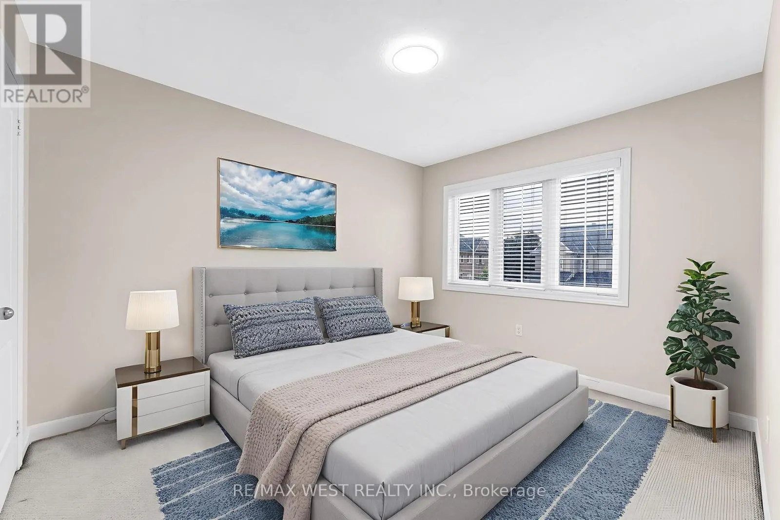 102 EVERINGHAM CIRCLE
