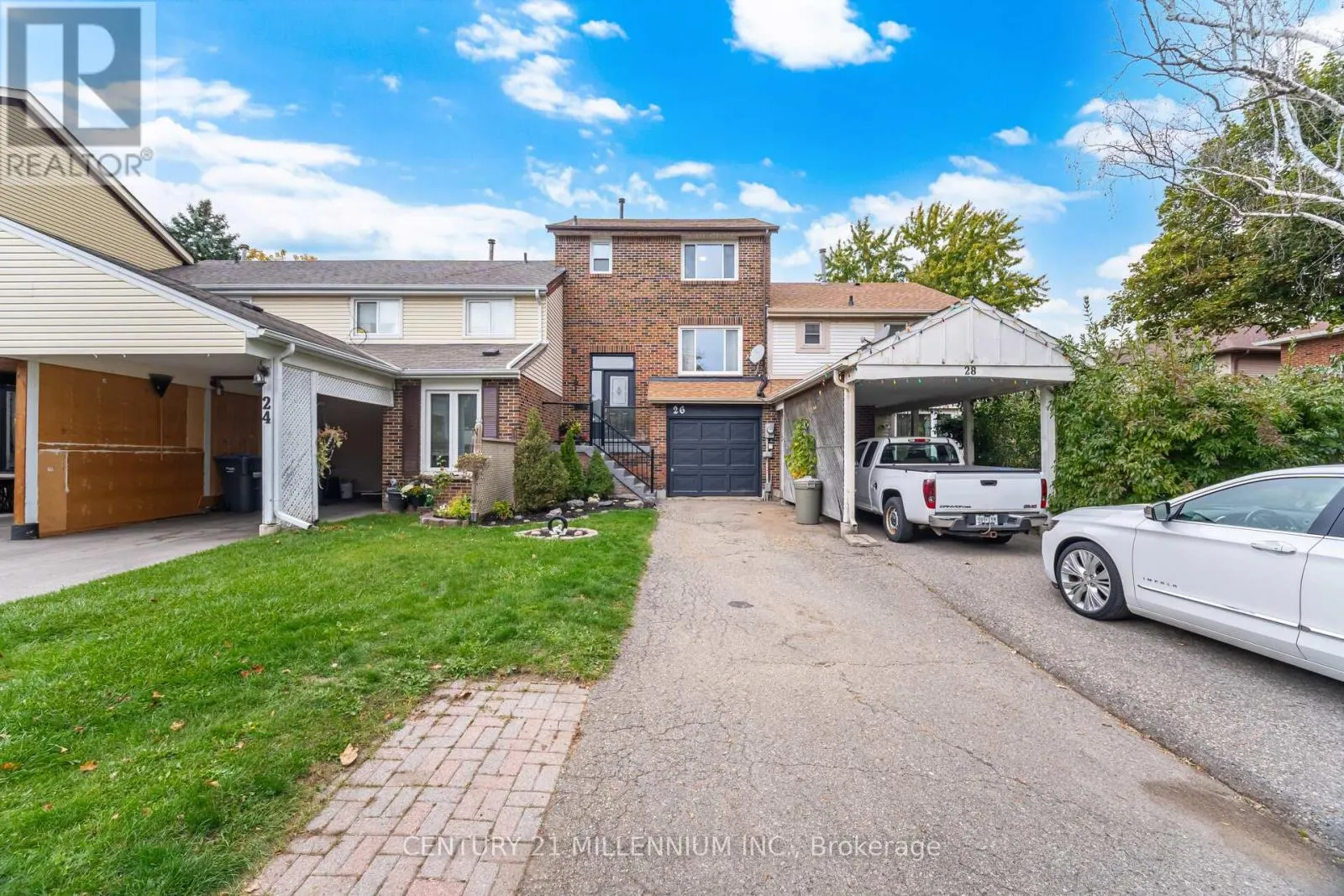 26 SPRUCEDALE COURT