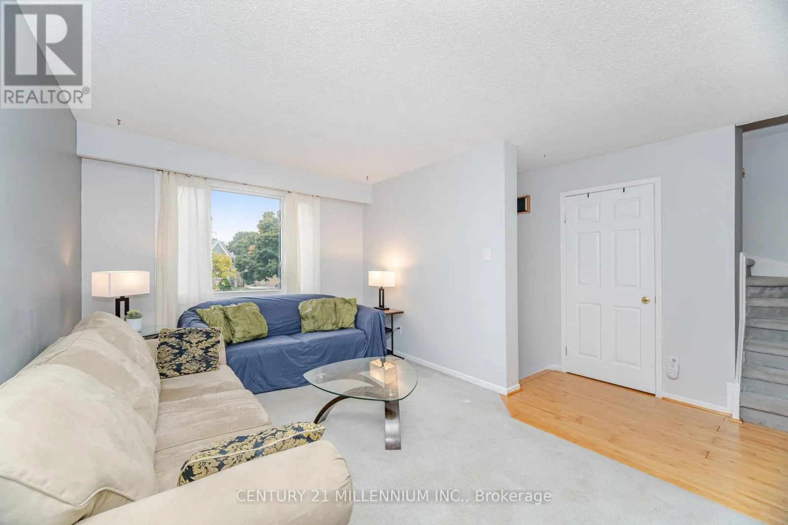 26 SPRUCEDALE COURT