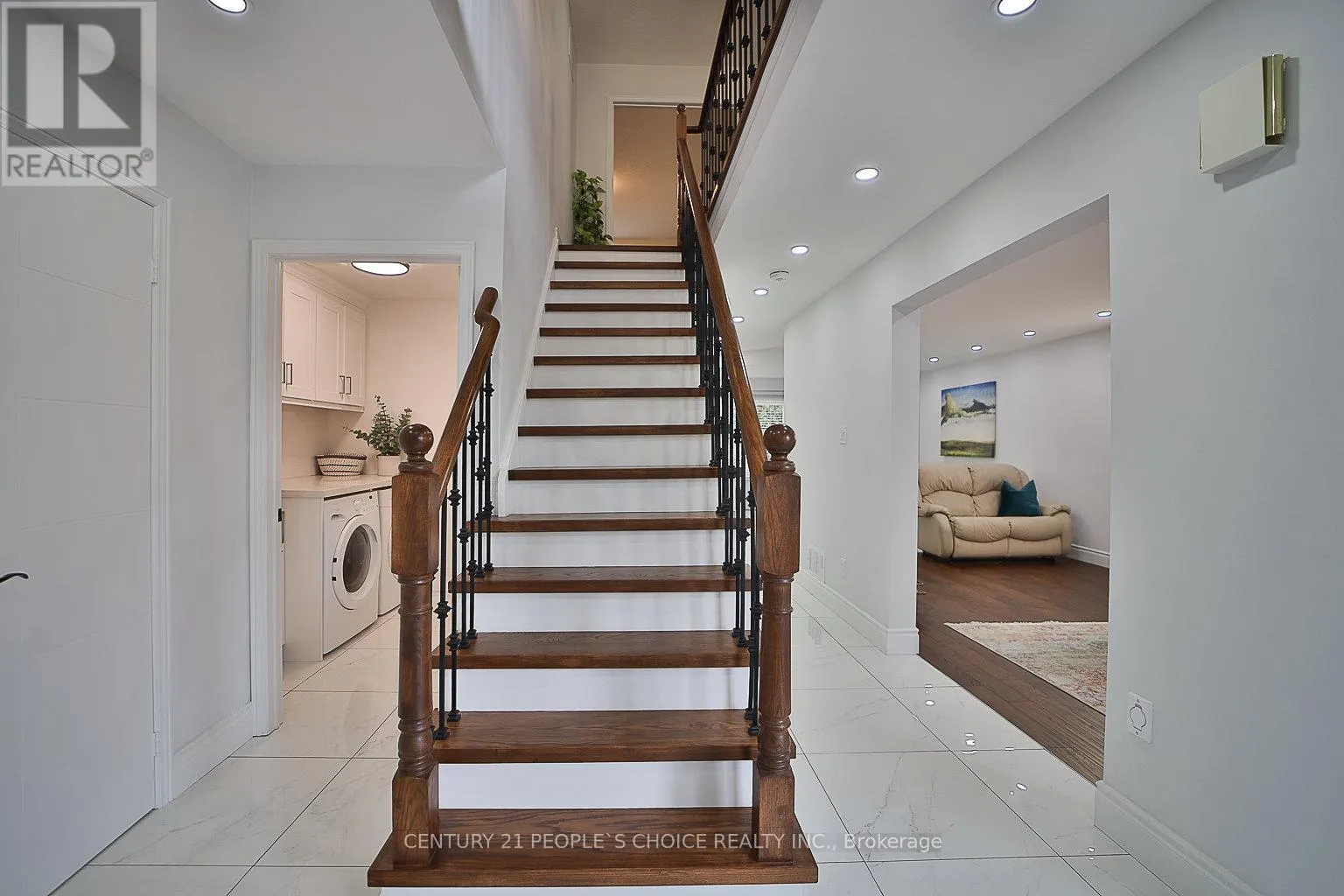 3596 NUTCRACKER DRIVE