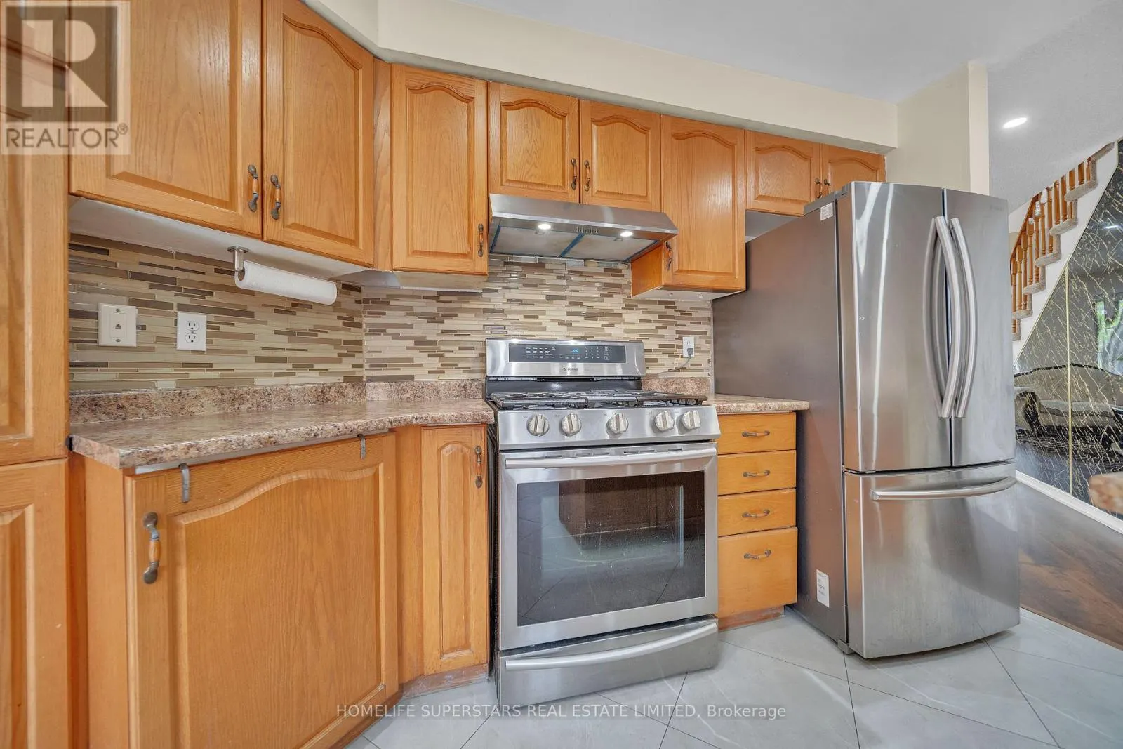 82 JEWEL CRESCENT