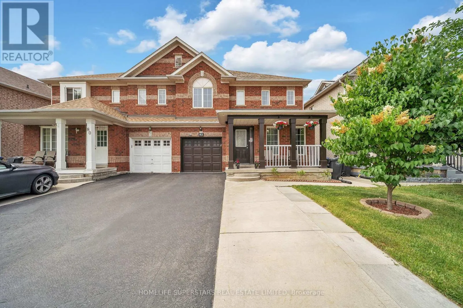 82 JEWEL CRESCENT