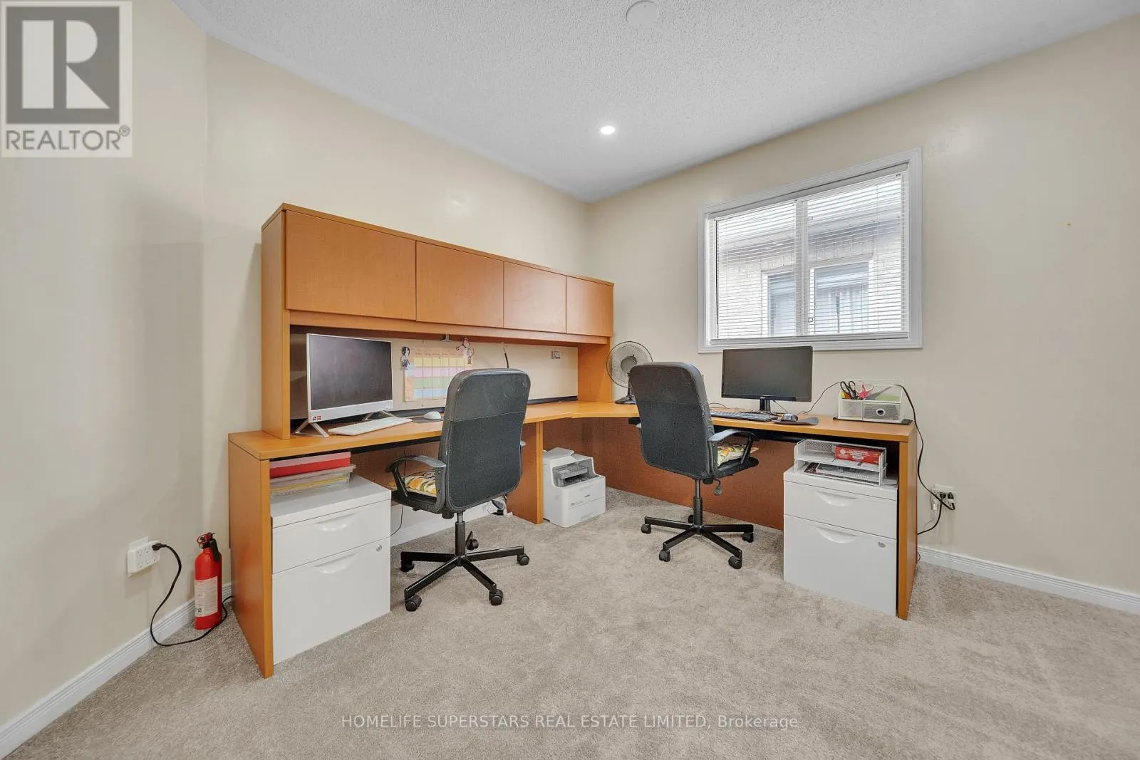 82 JEWEL CRESCENT