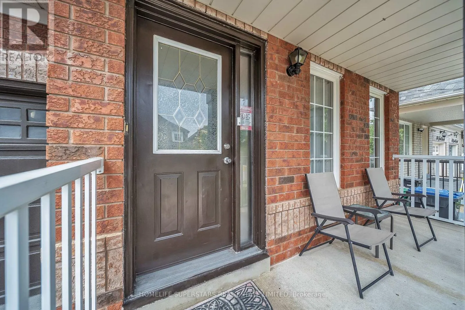 82 JEWEL CRESCENT