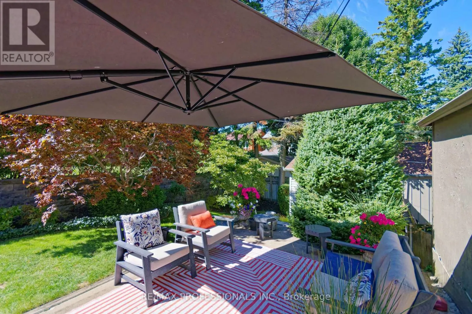 12 GLENWOOD AVENUE