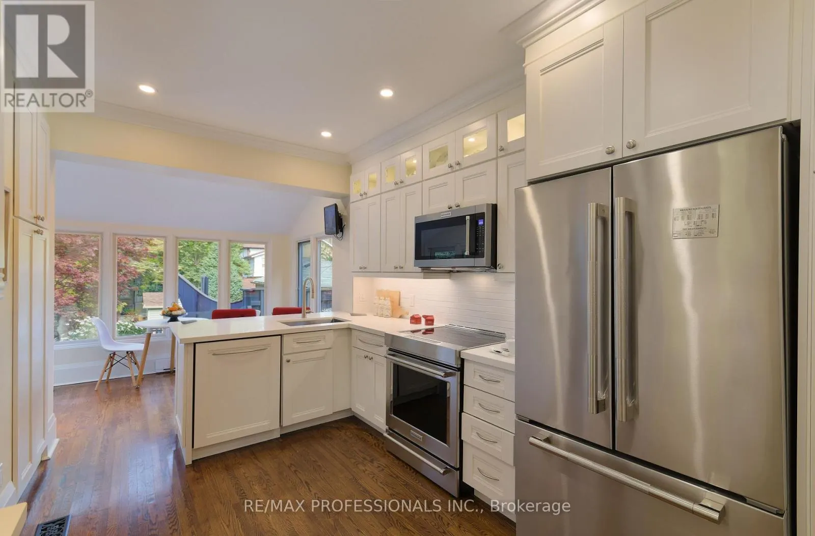12 GLENWOOD AVENUE