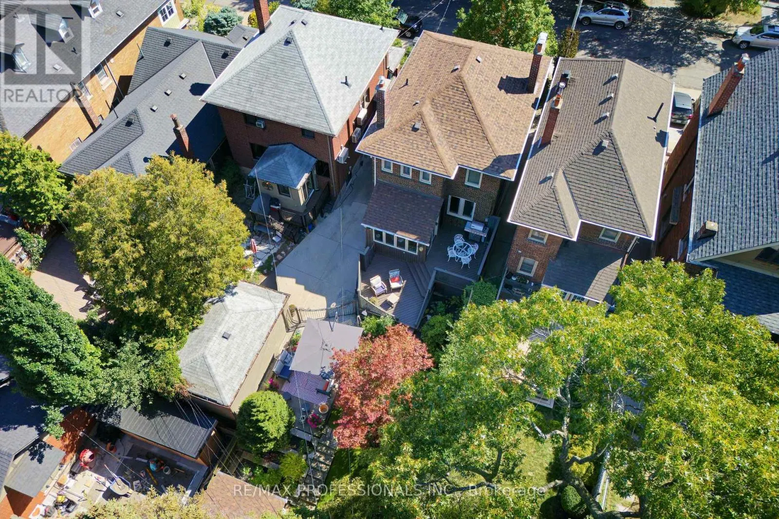12 GLENWOOD AVENUE
