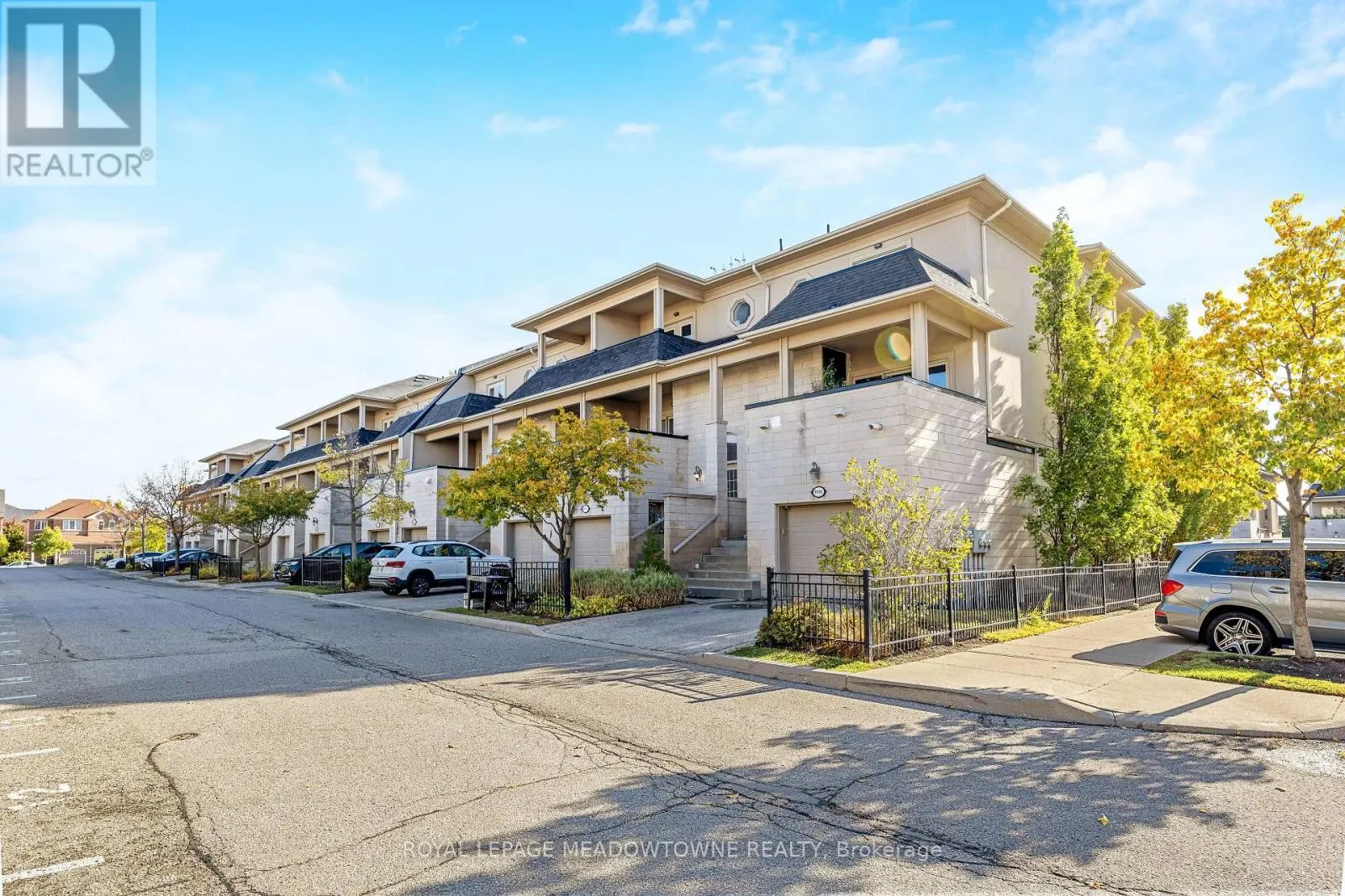 UPPER - 9105 DERRY ROAD W