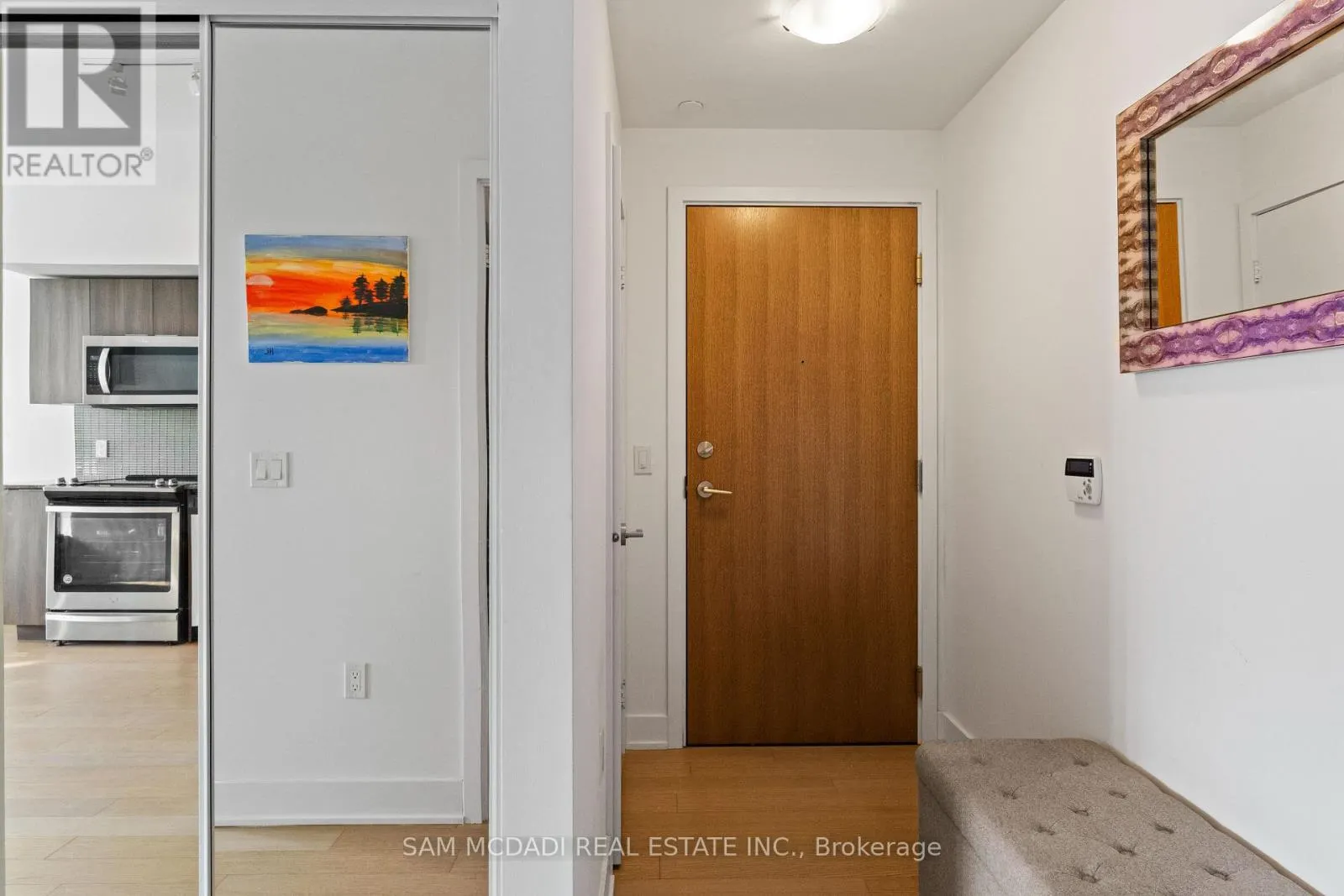 1012 - 30 SHORE BREEZE DRIVE W