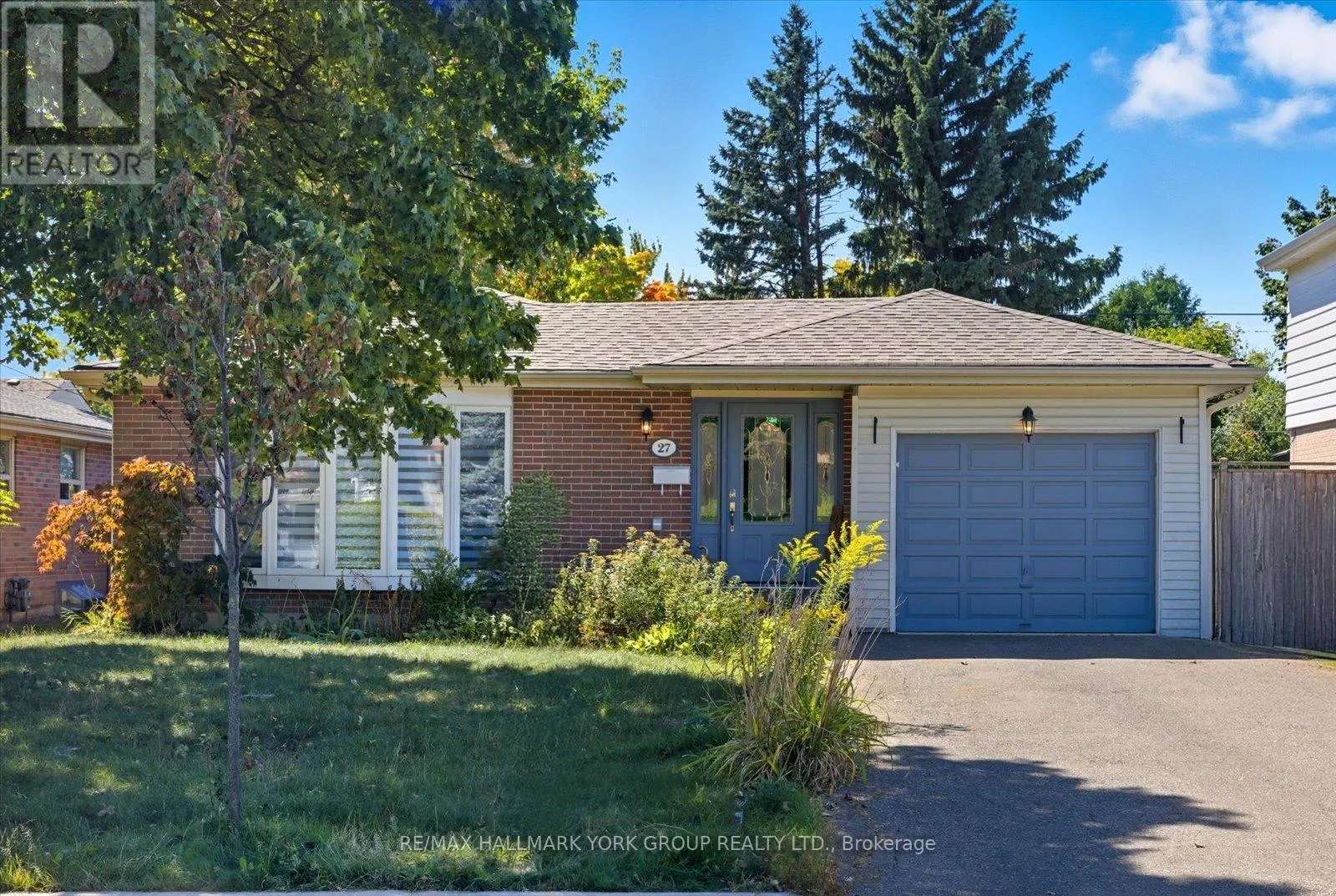 27 BROMLEY CRESCENT
