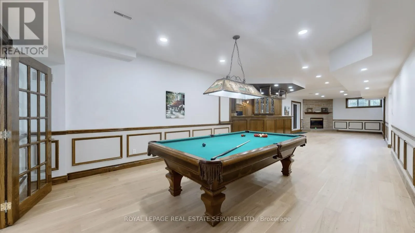 2416 MISSISSAUGA ROAD