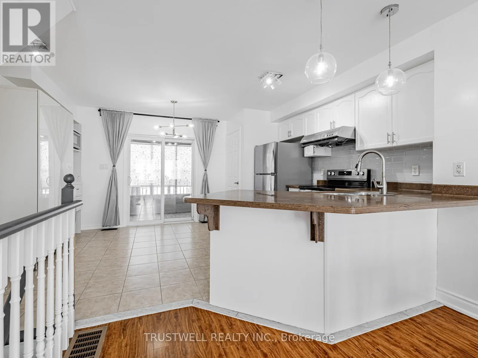 127 TORBARRIE ROAD