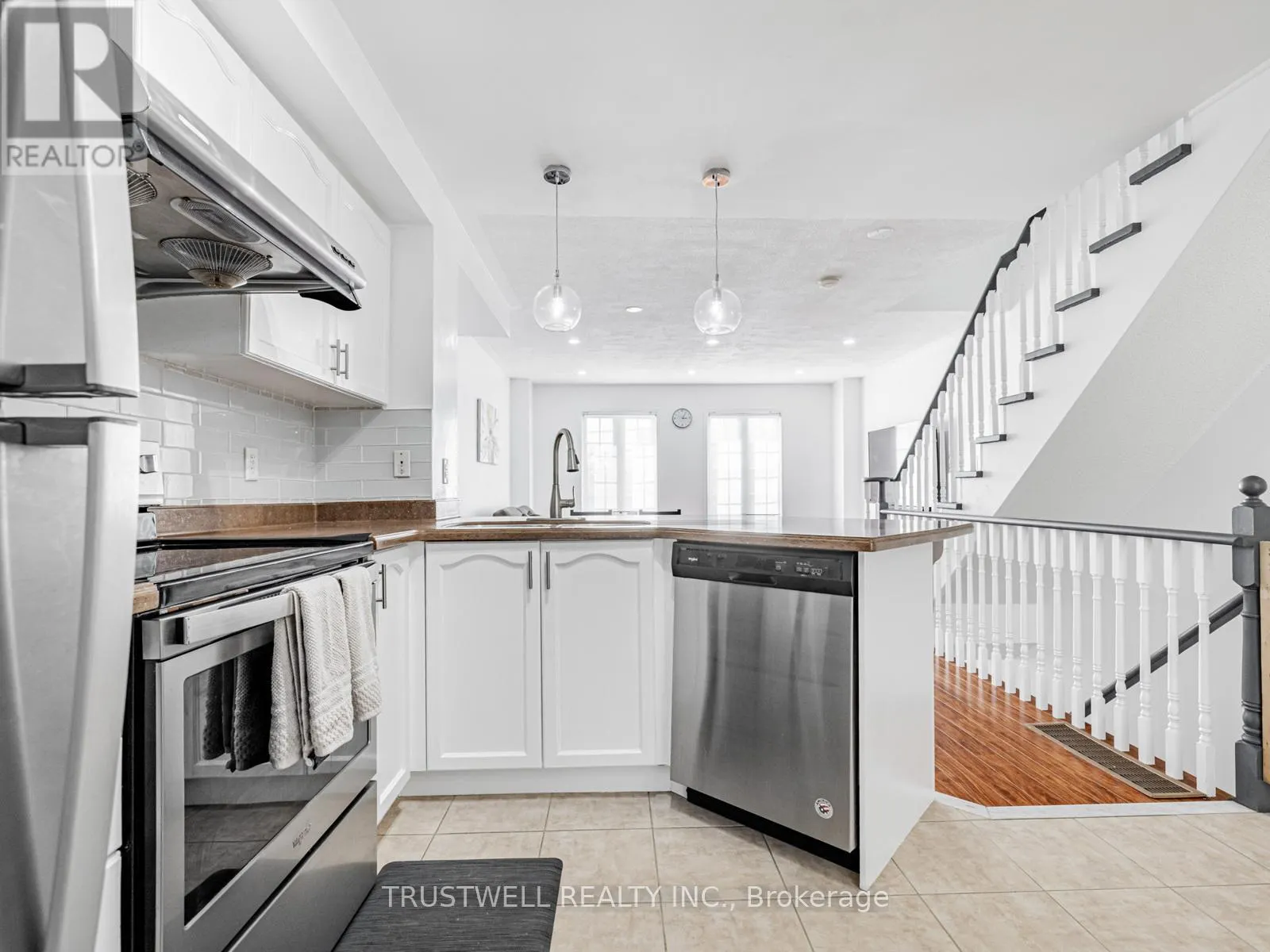 127 TORBARRIE ROAD