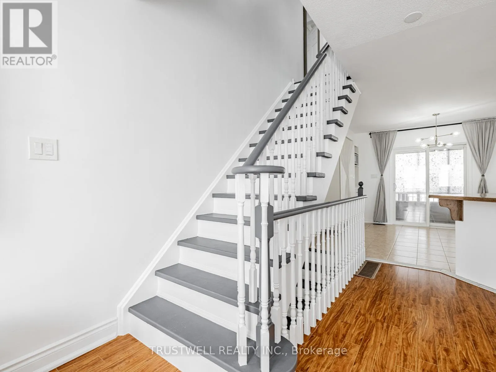 127 TORBARRIE ROAD