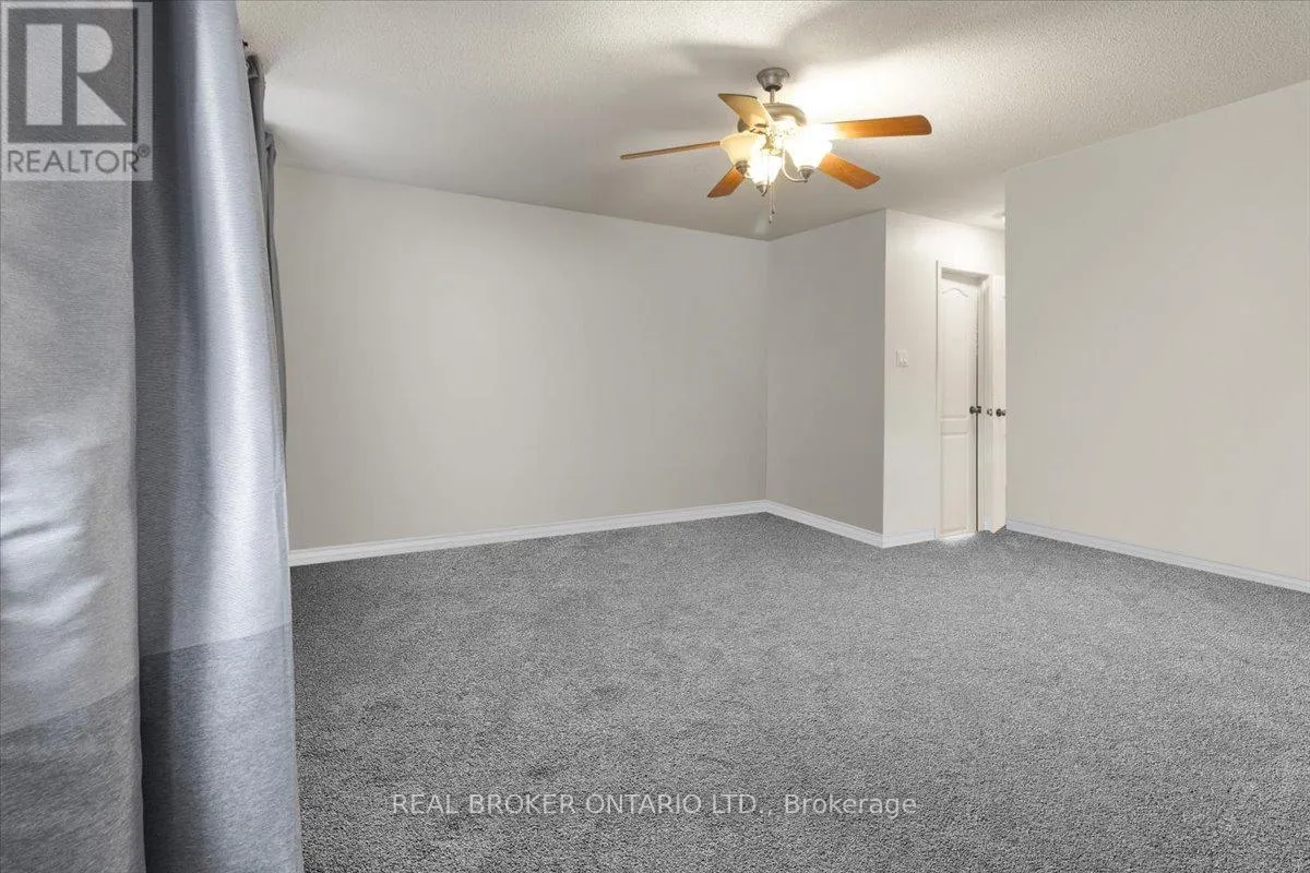 2069 GLENHAMPTON ROAD
