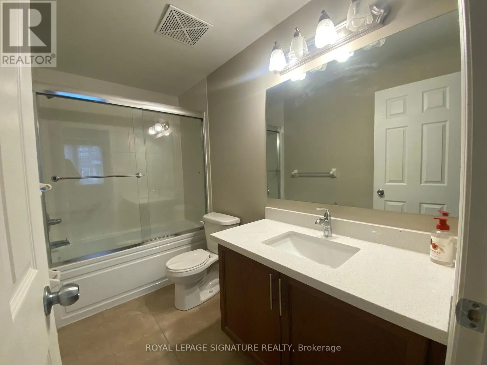 32-02 - 2420 BARONWOOD DRIVE
