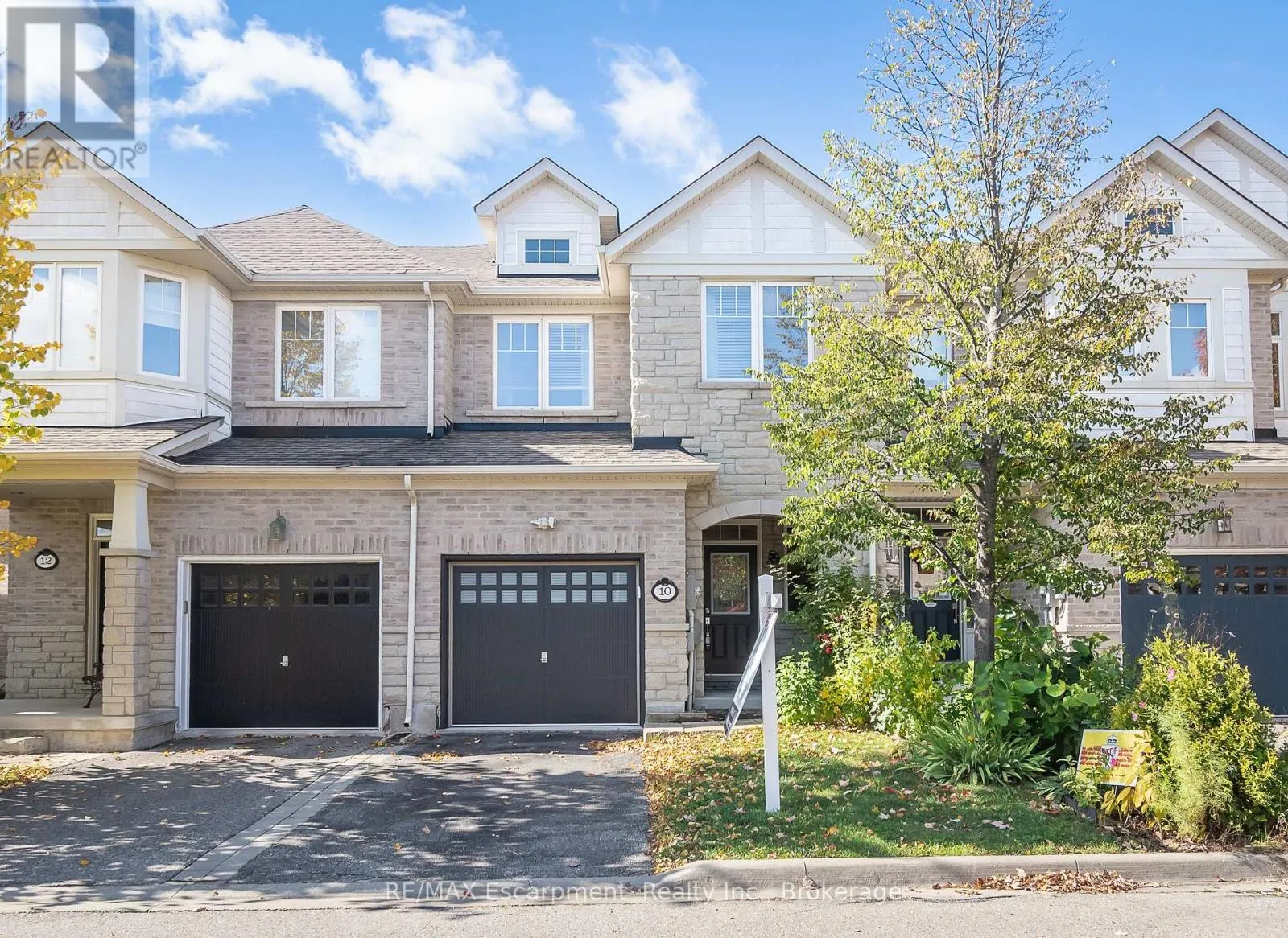 10 CEDARCREST STREET