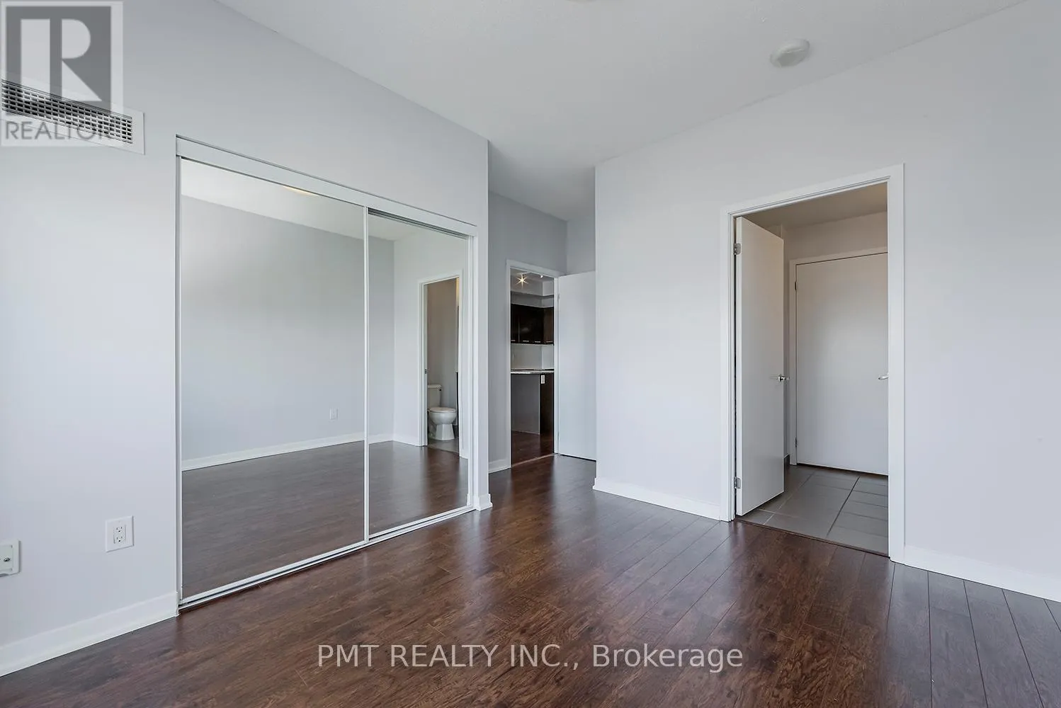 1312 - 360 SQUARE ONE DRIVE