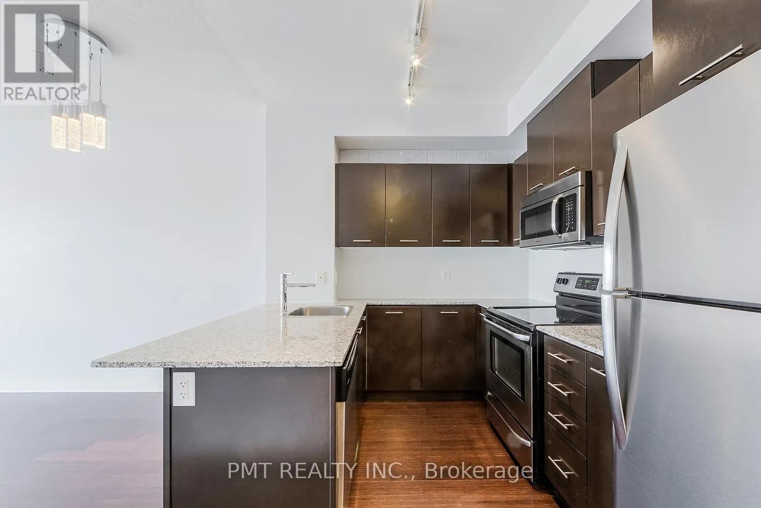 1312 - 360 SQUARE ONE DRIVE