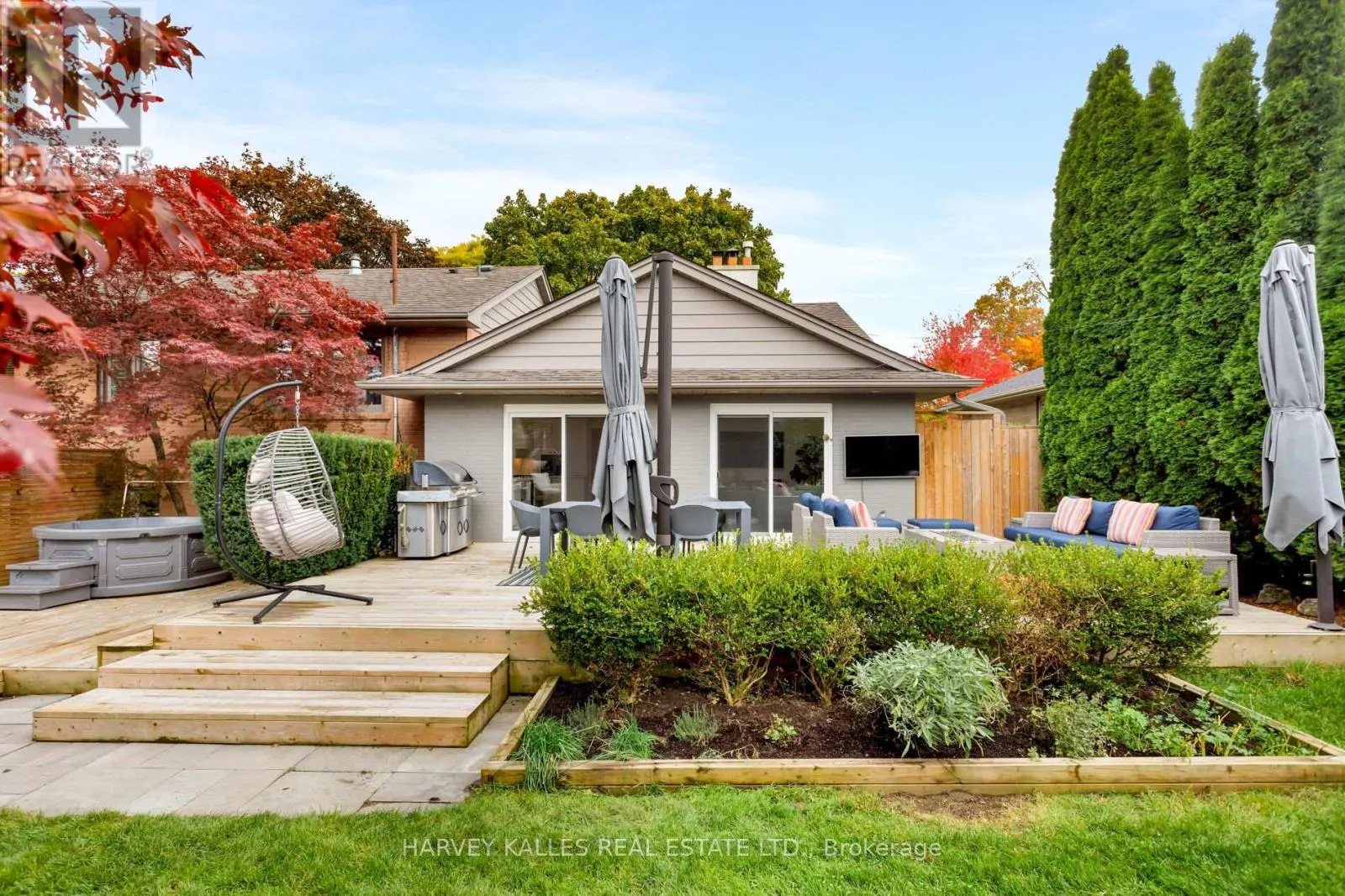 36 RAVENSBOURNE CRESCENT