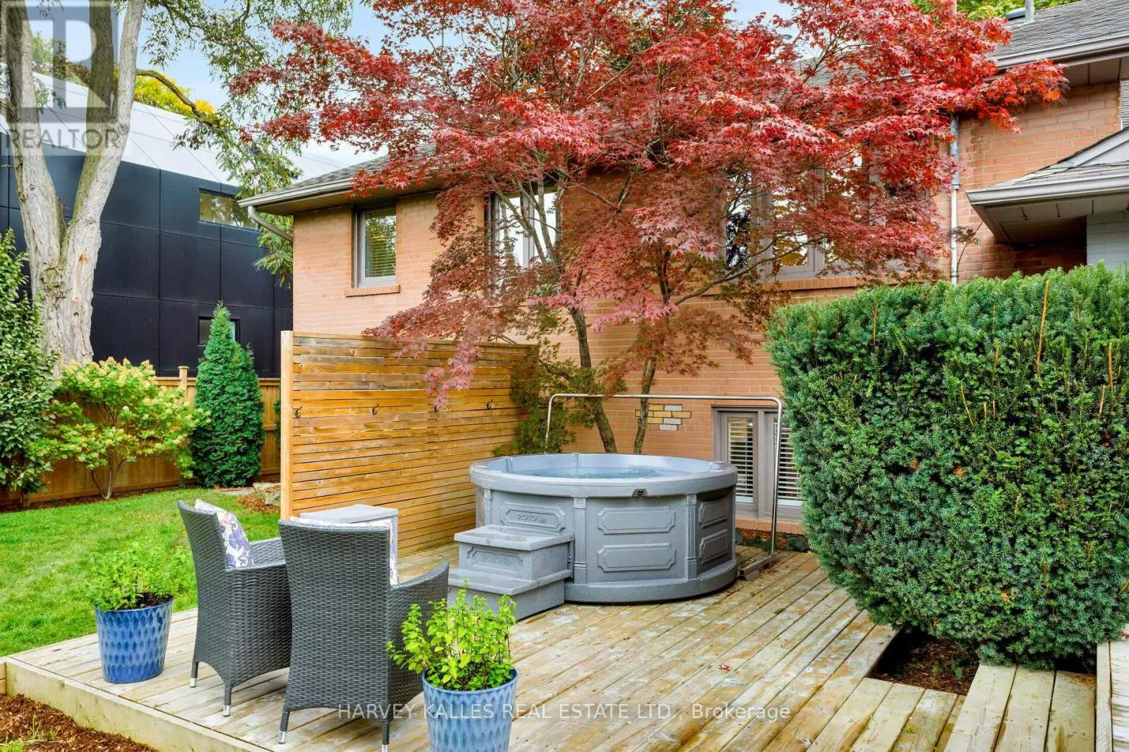 36 RAVENSBOURNE CRESCENT
