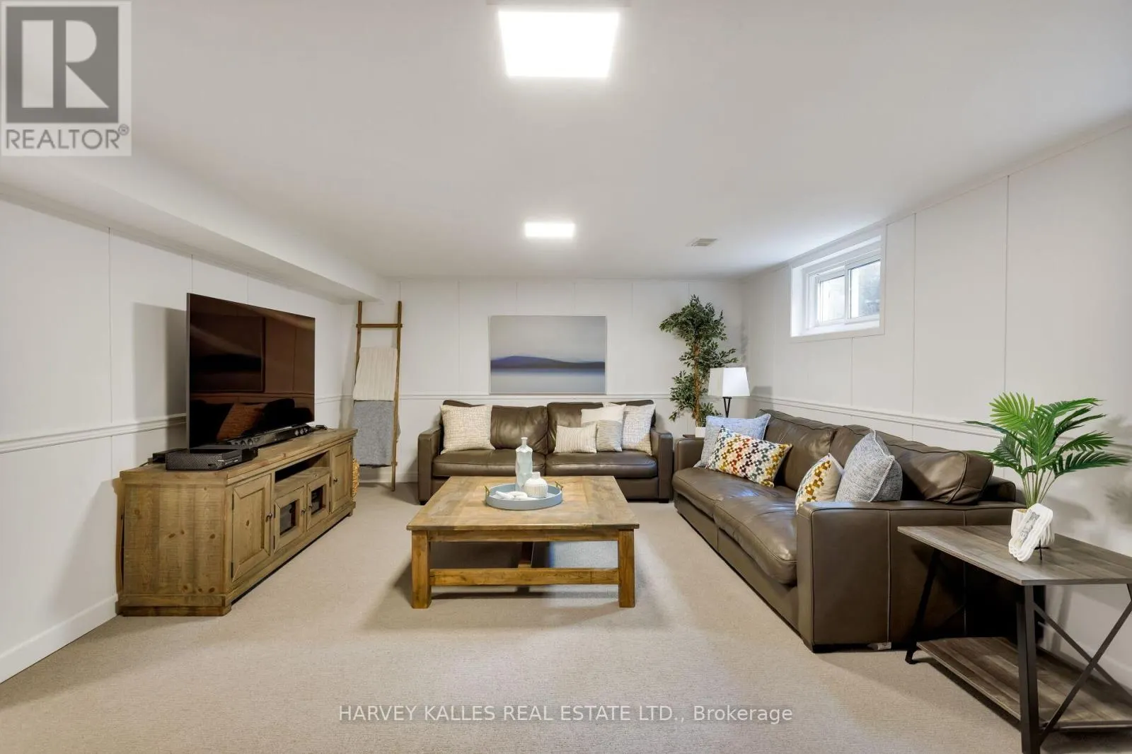 36 RAVENSBOURNE CRESCENT