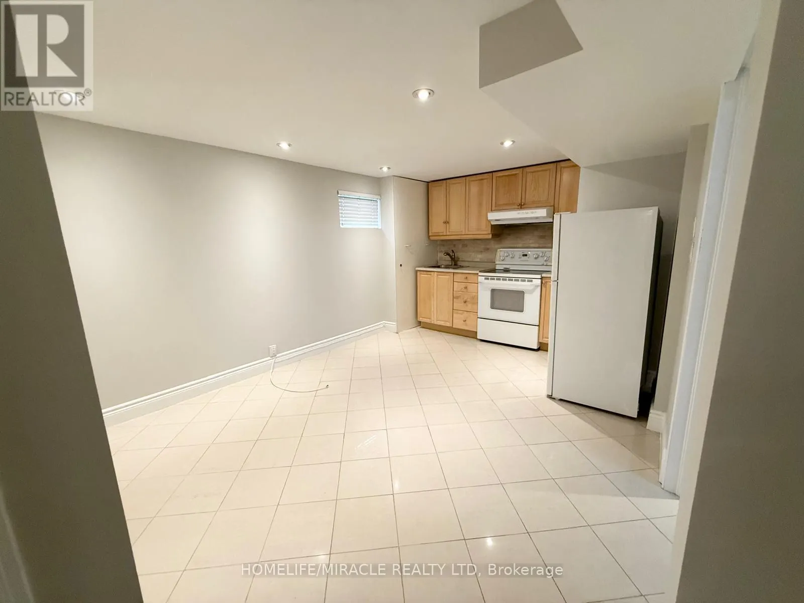 91 GARSIDE CRESCENT