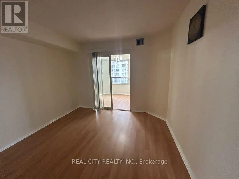 #2008 - 325 WEBB DRIVE