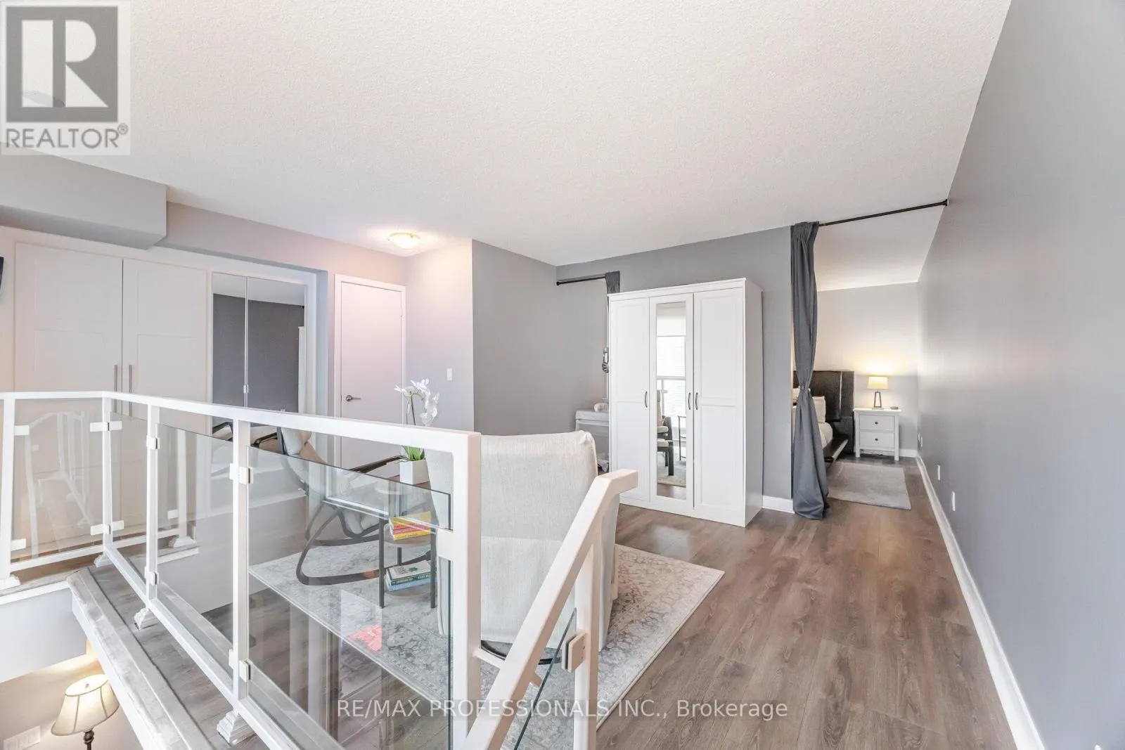 2302 - 155 LEGION ROAD N