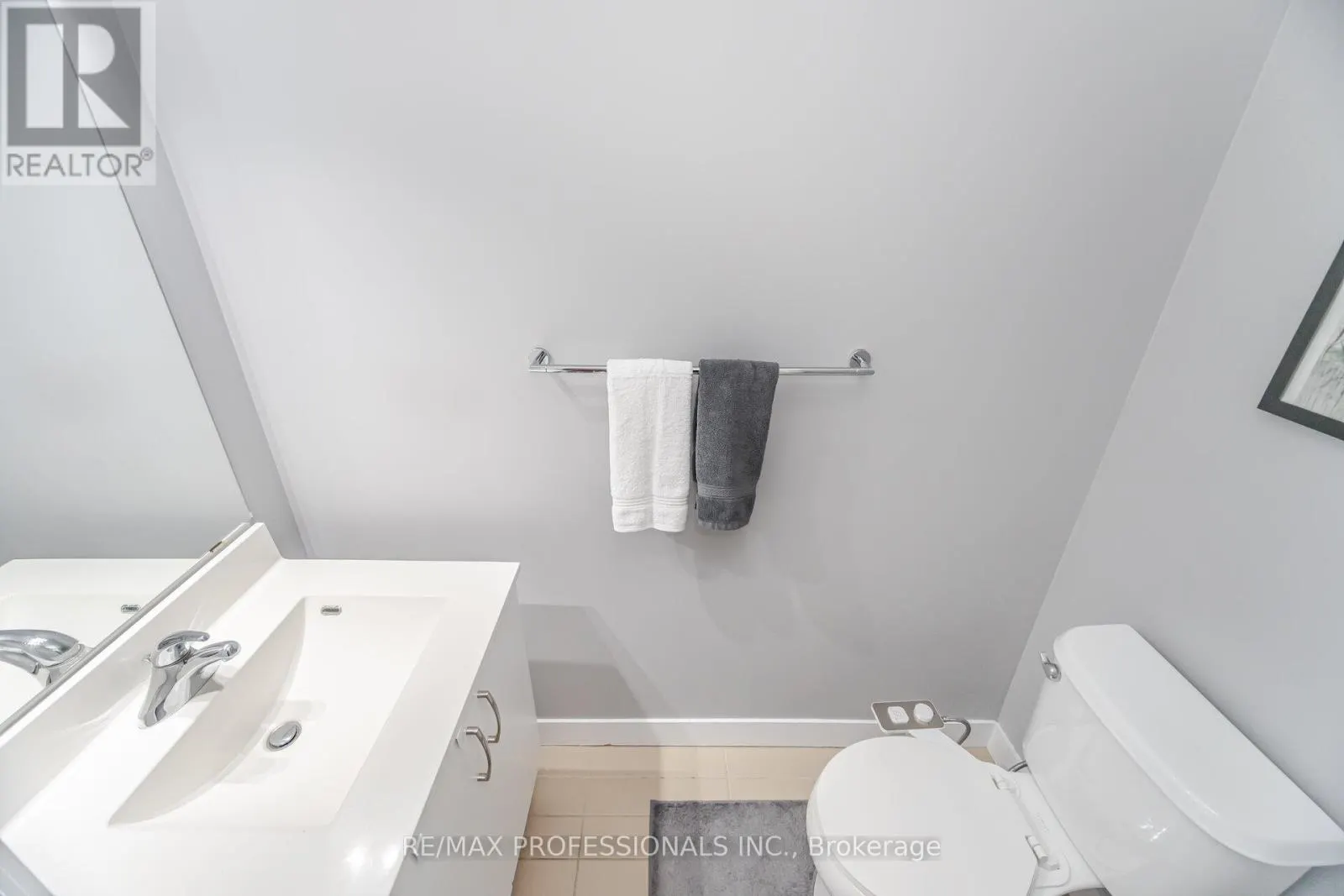 2302 - 155 LEGION ROAD N