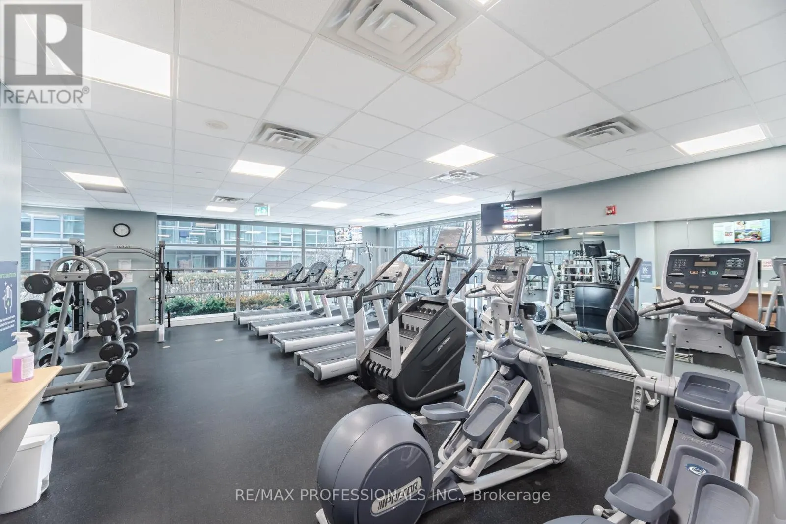 2302 - 155 LEGION ROAD N
