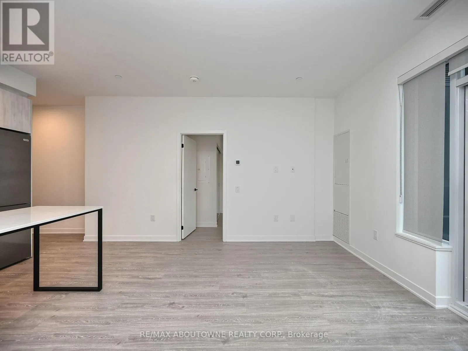 704 - 1495 EGLINTON AVENUE W