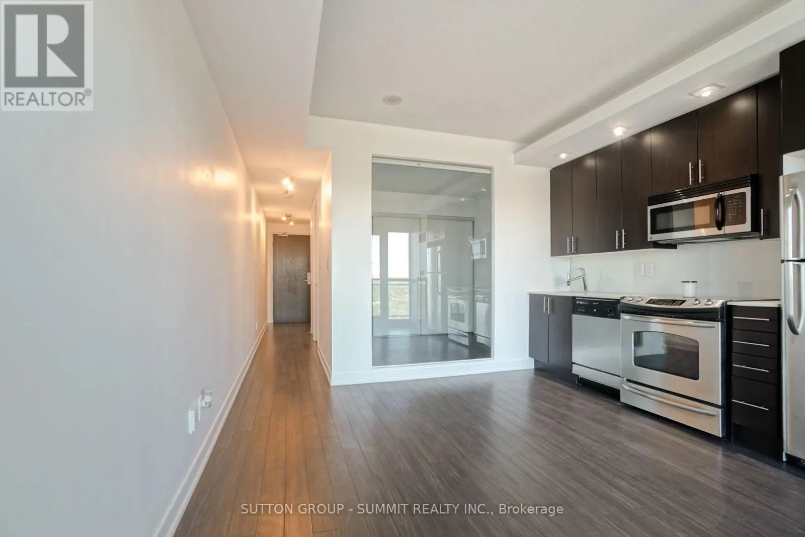 2822 - 165 LEGION ROAD N