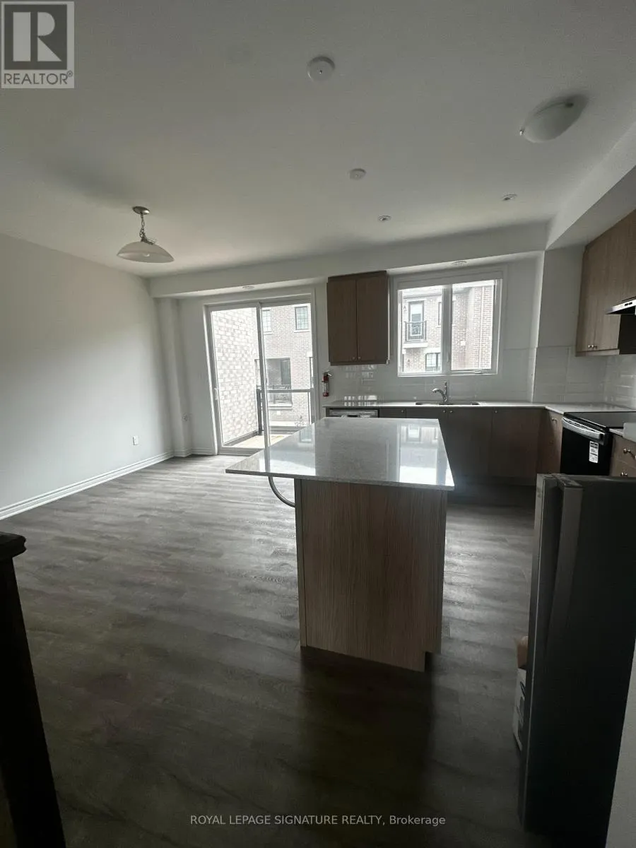 24 - 1259 LILY CRESCENT