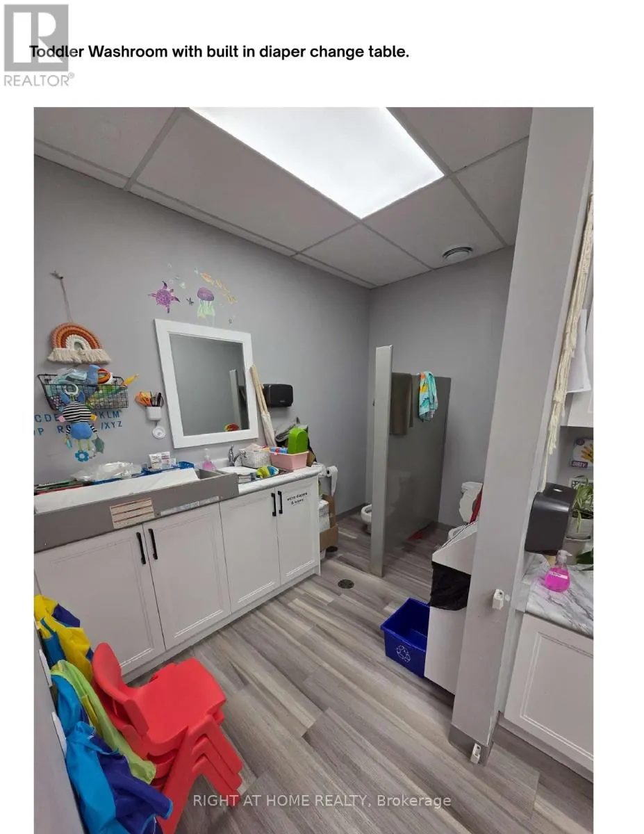108/111 - 700 DORVAL DRIVE