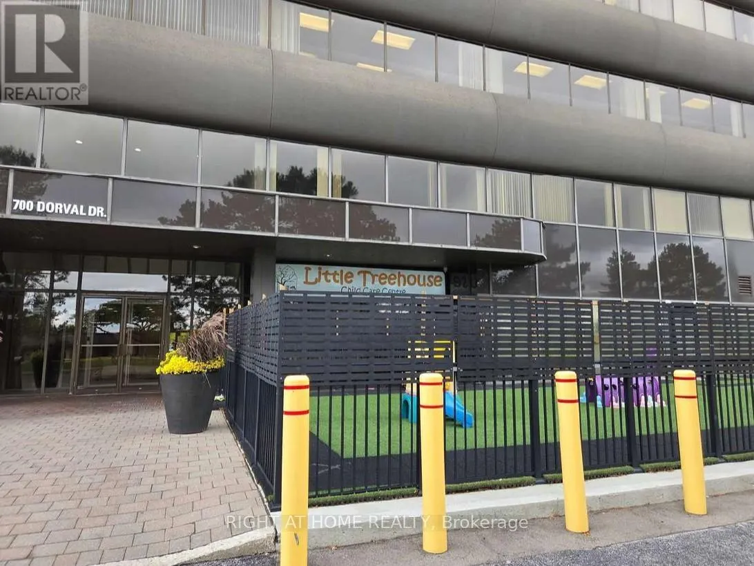 108/111 - 700 DORVAL DRIVE