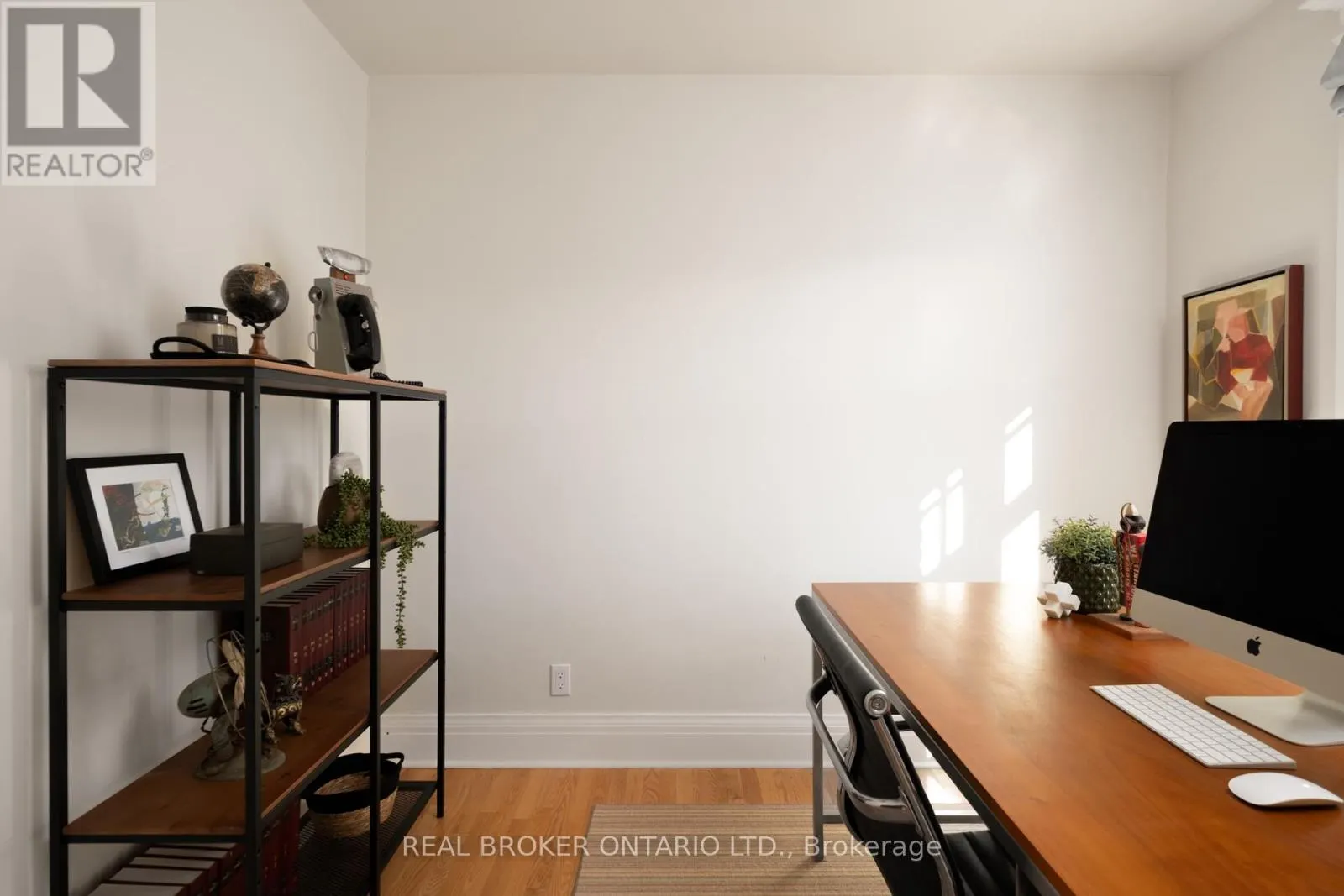 156 GALLEY AVENUE