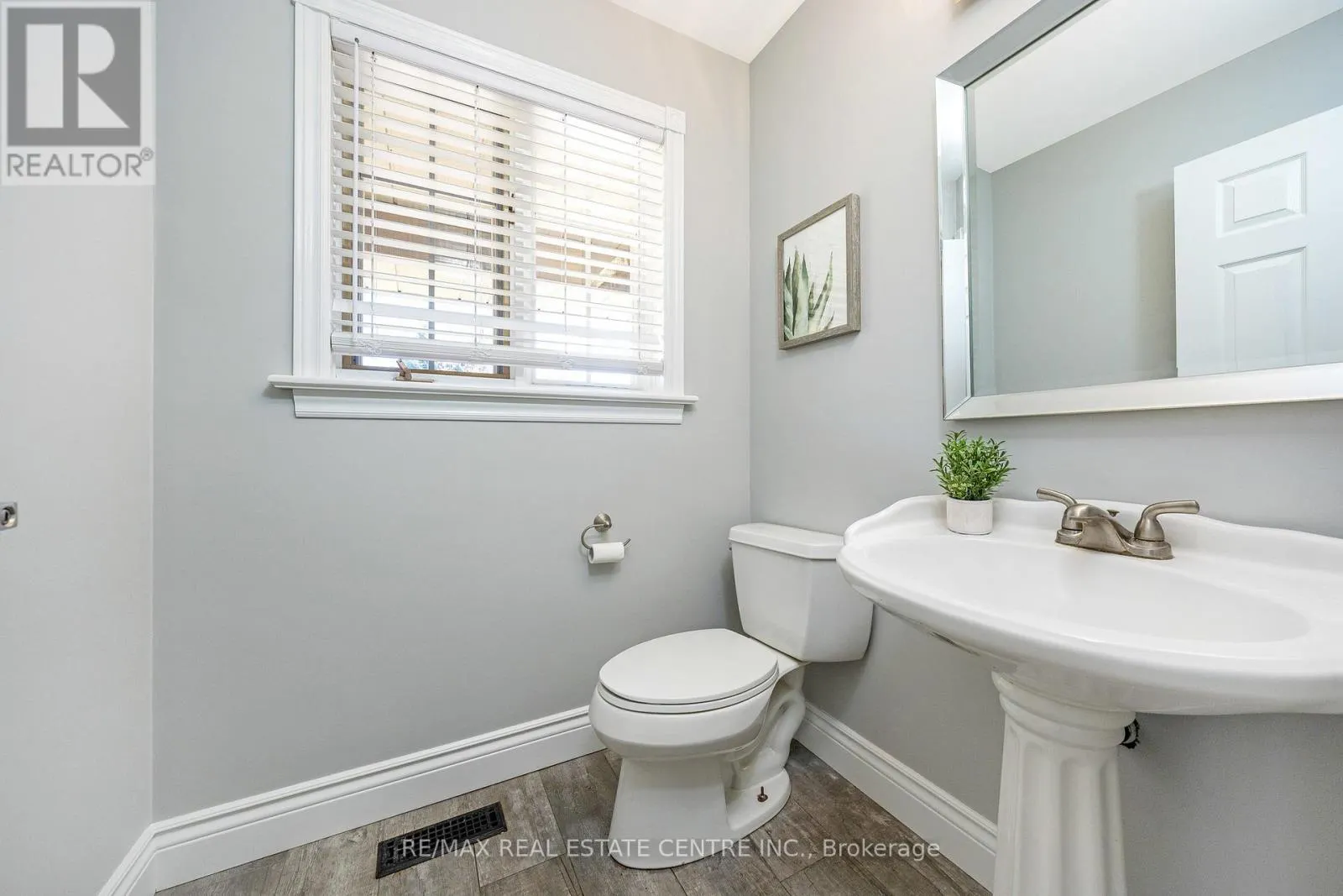 2255 MOHAWK TRAIL