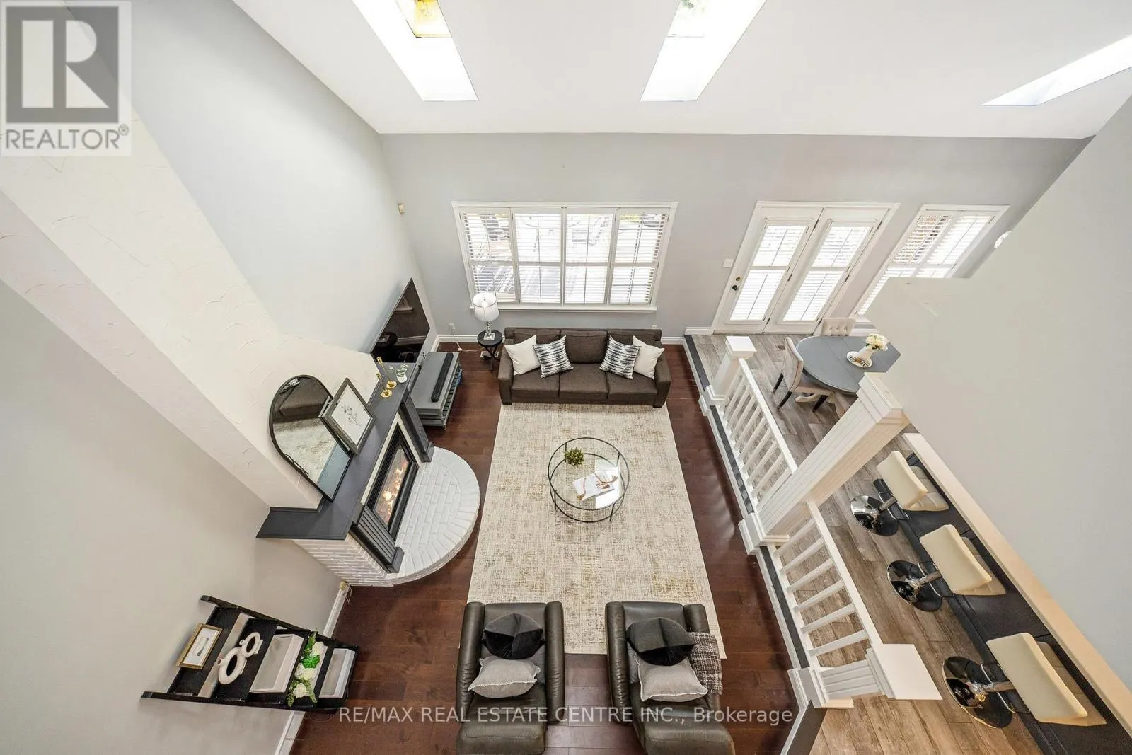 2255 MOHAWK TRAIL