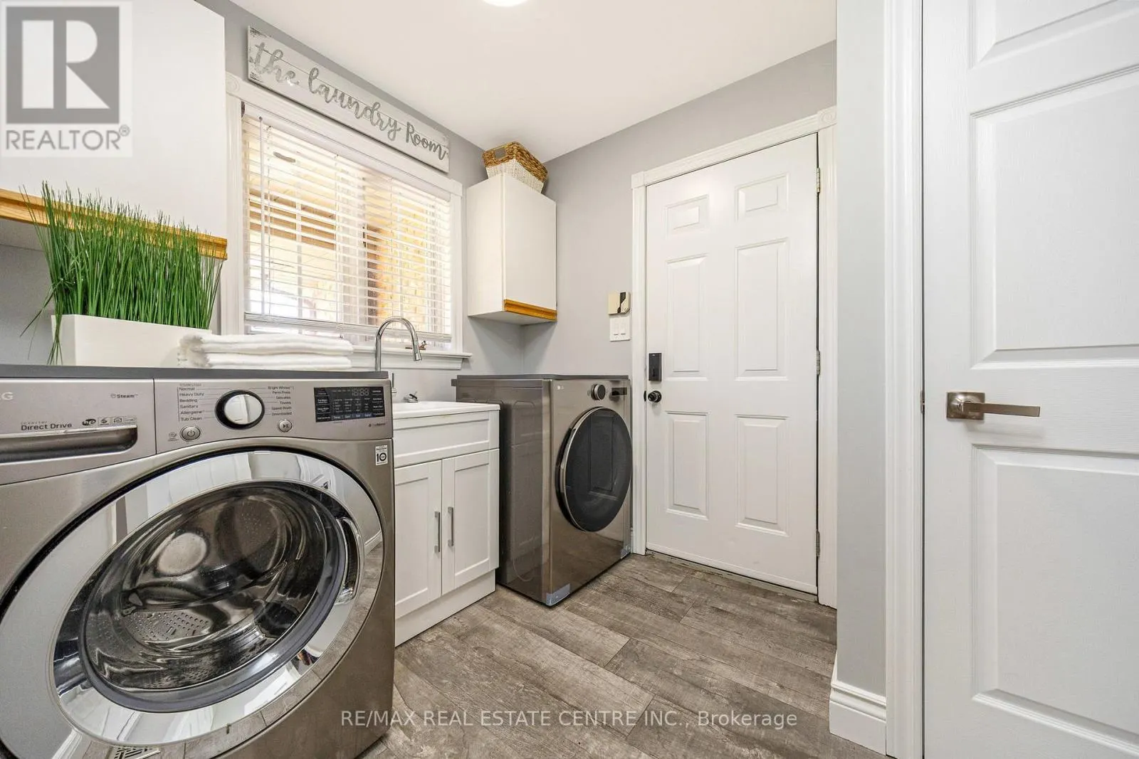 2255 MOHAWK TRAIL