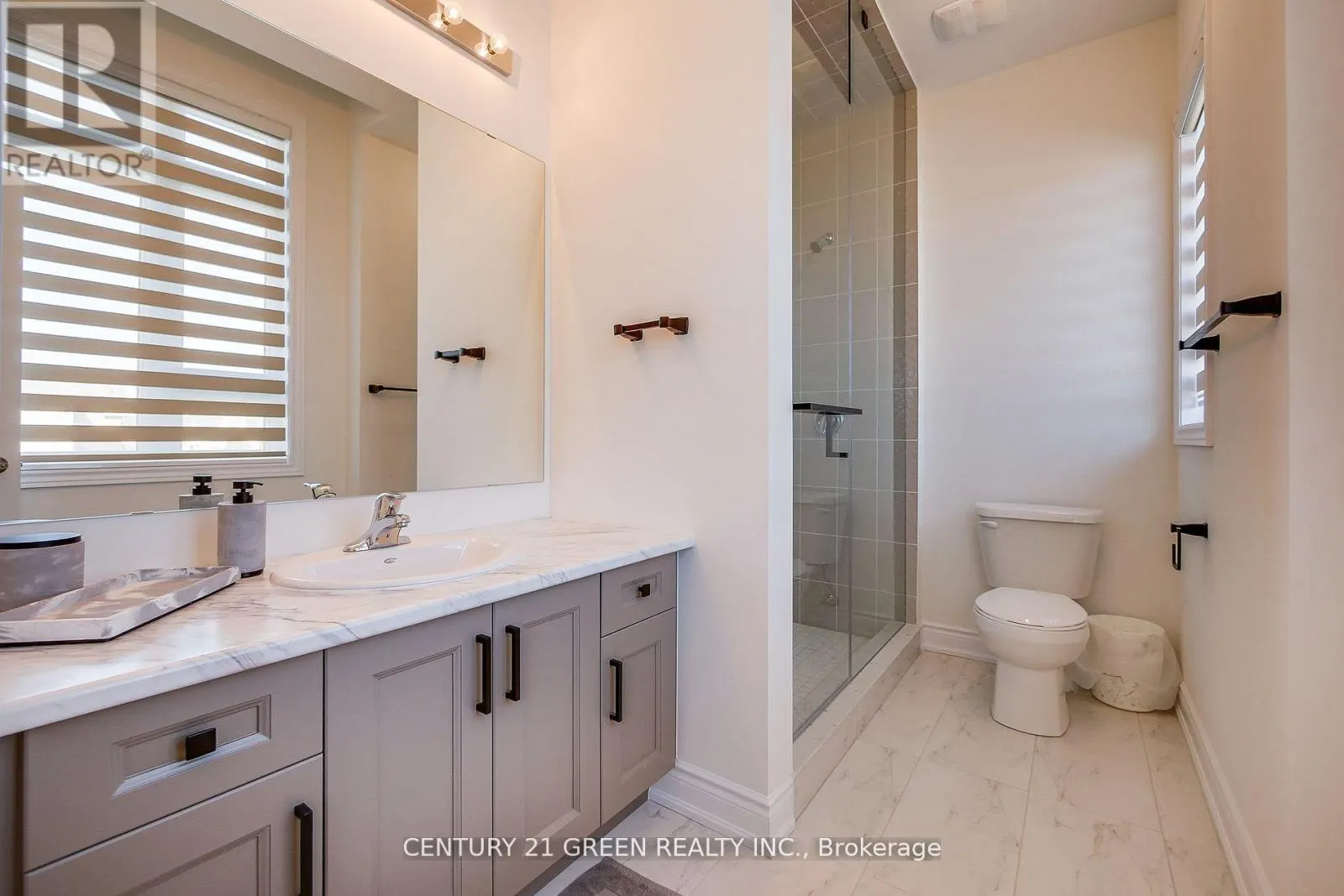 UPPER LEVEL - 36 BRENTWICK DRIVE