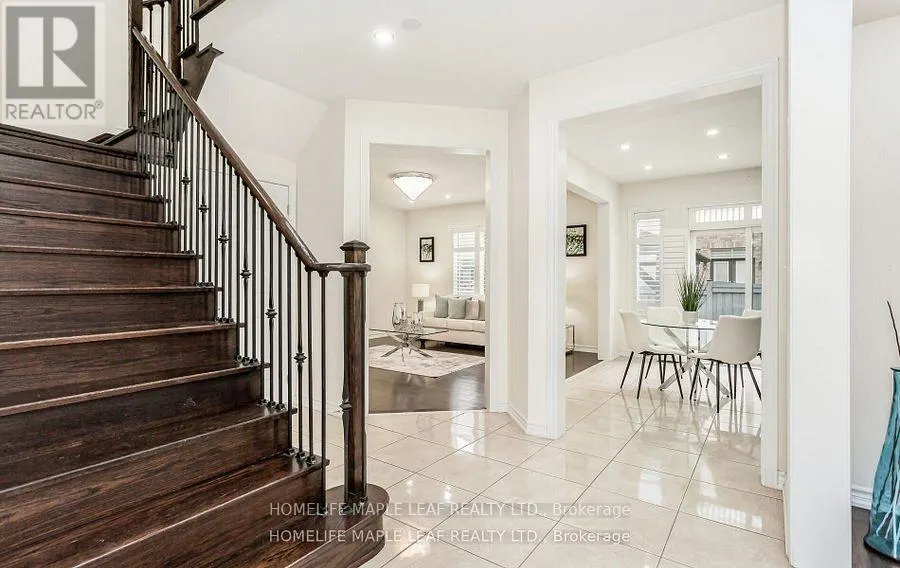 11 CLOVERHAVEN ROAD