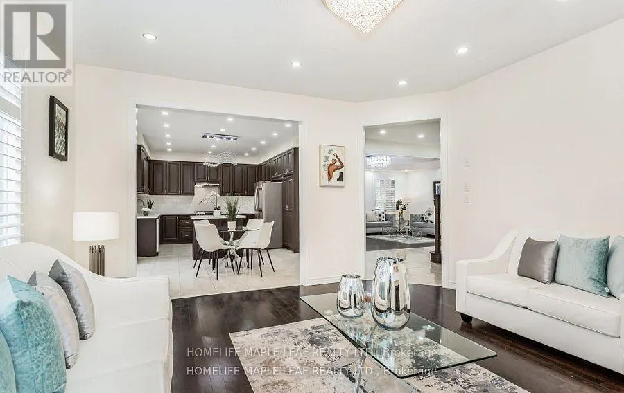 11 CLOVERHAVEN ROAD