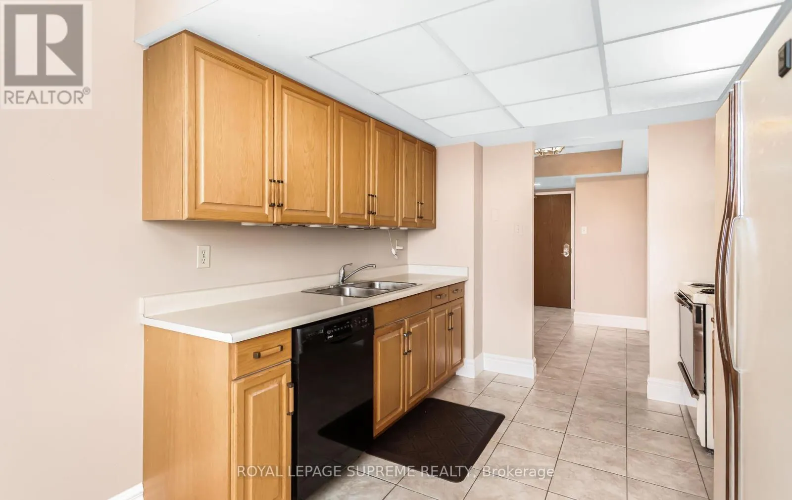 1110 - 310 MILL STREET S
