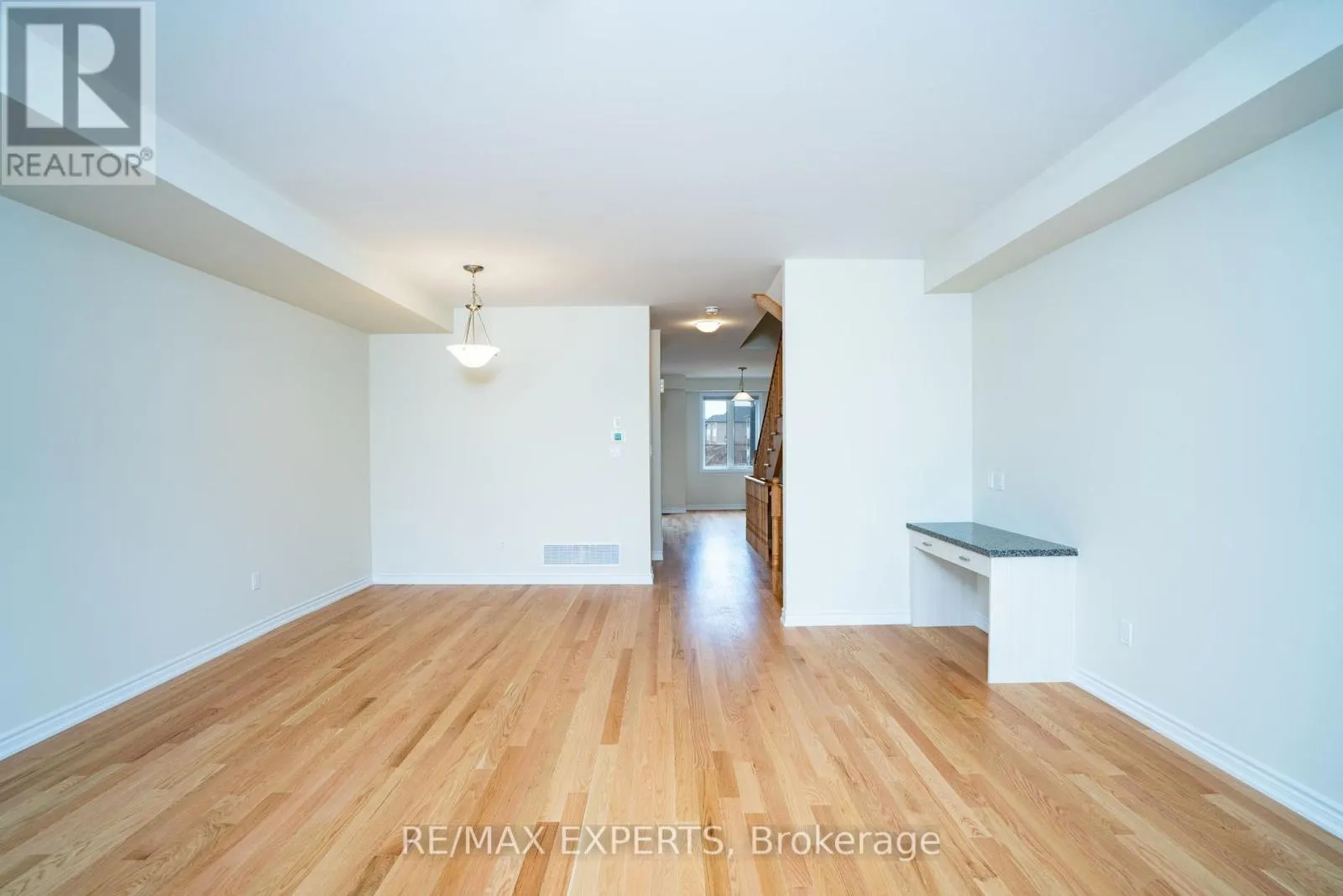 1455 NATIONAL COMMON CRESCENT