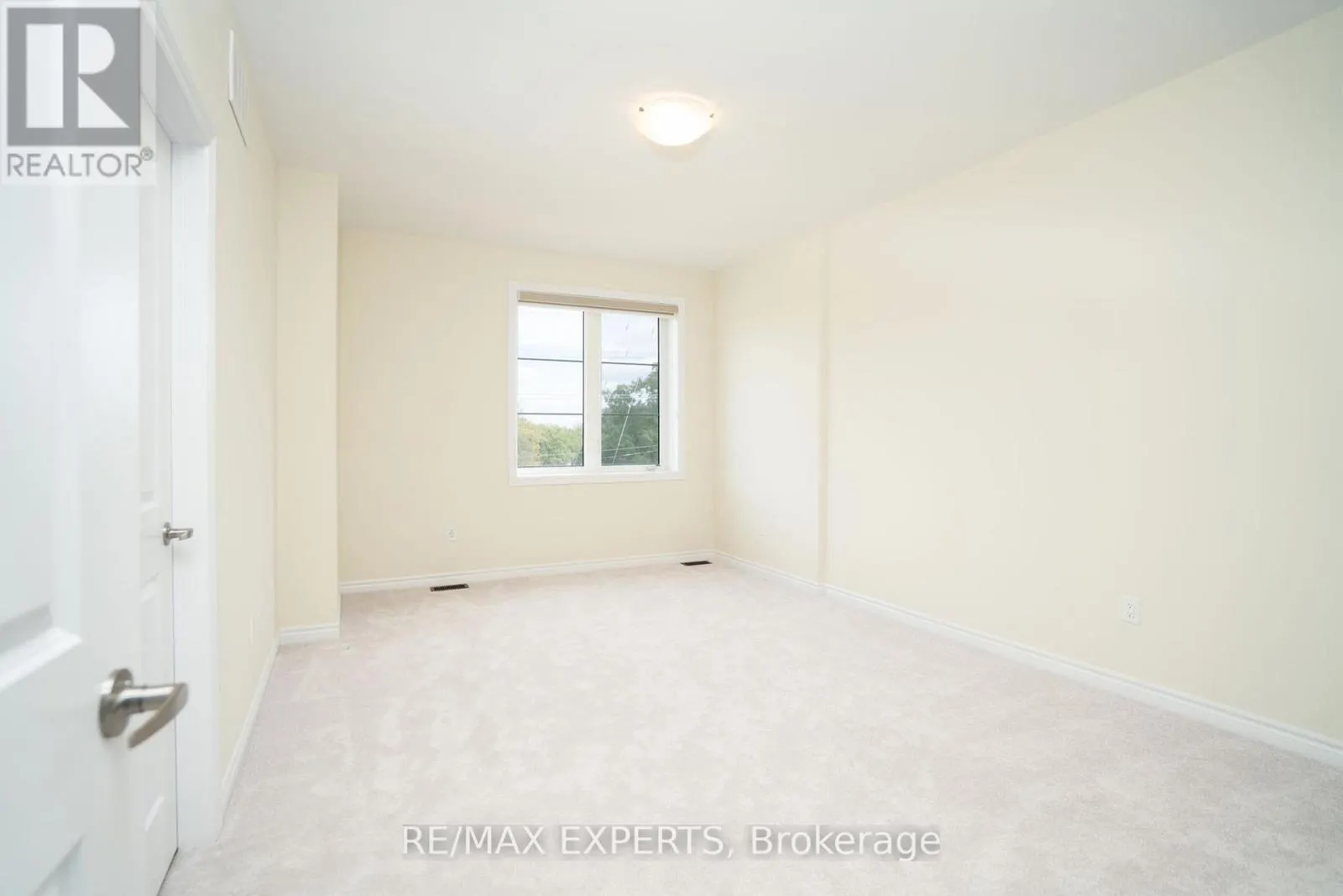 1455 NATIONAL COMMON CRESCENT