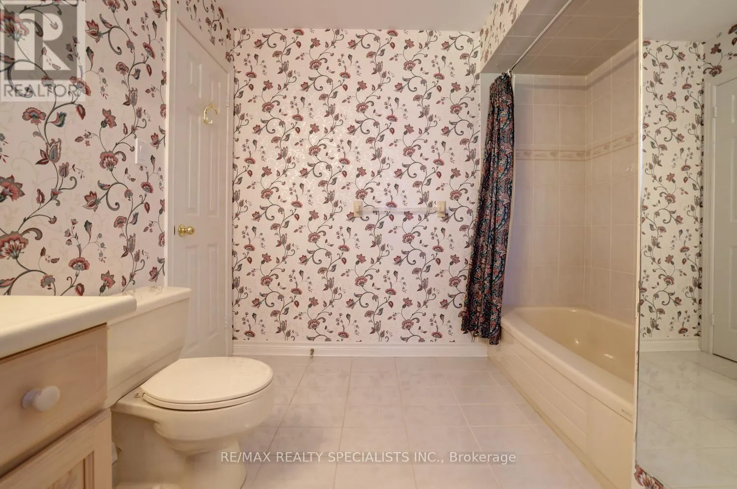 1616 TIPPERARY COURT