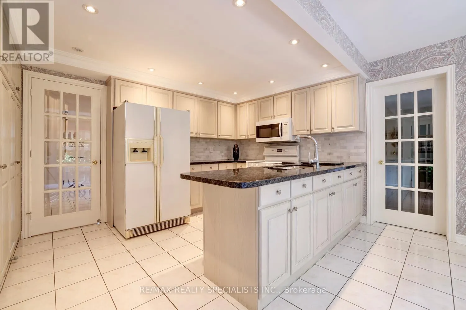 1616 TIPPERARY COURT