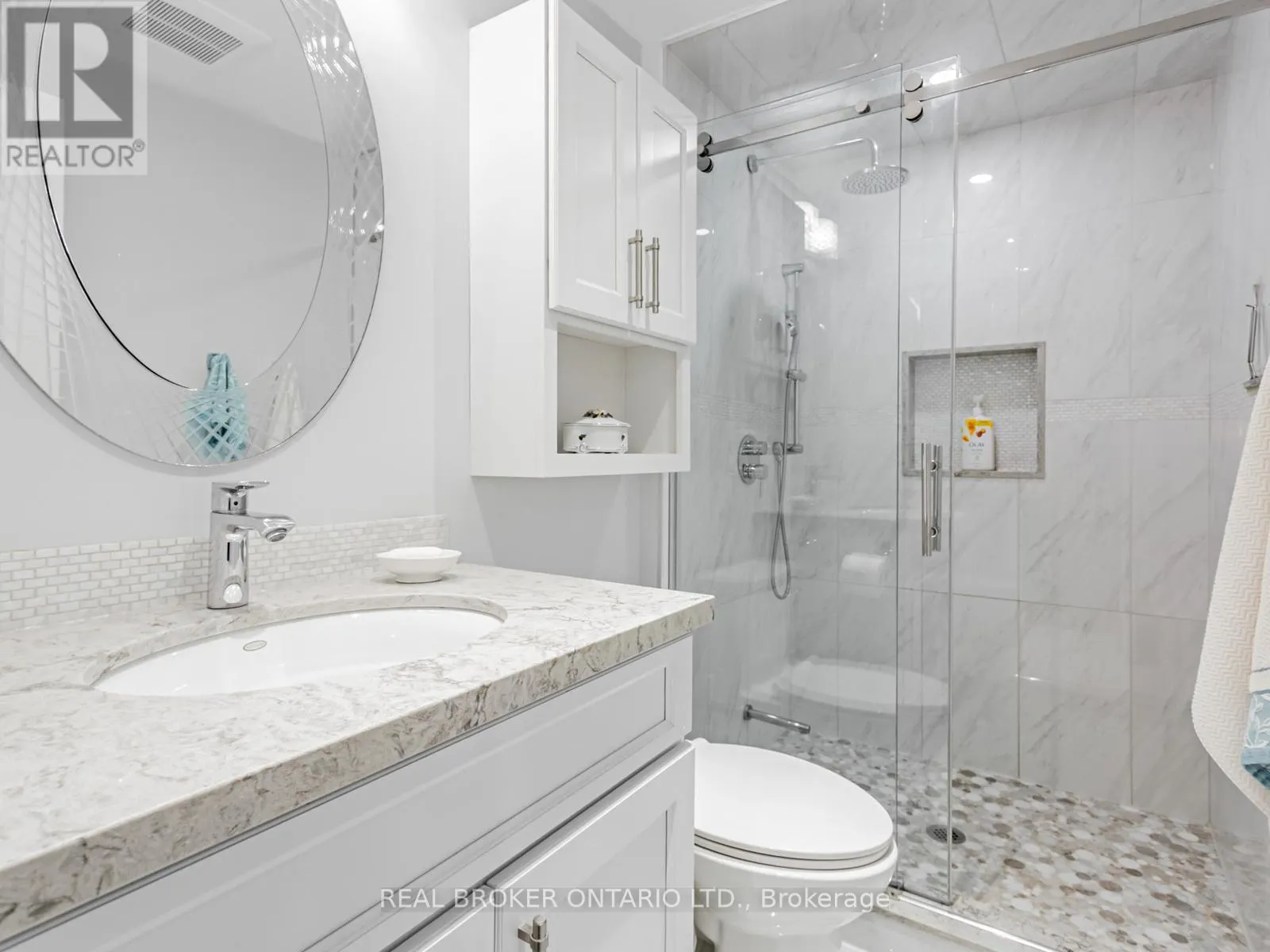 27 - 1060 WALDEN CIRCLE