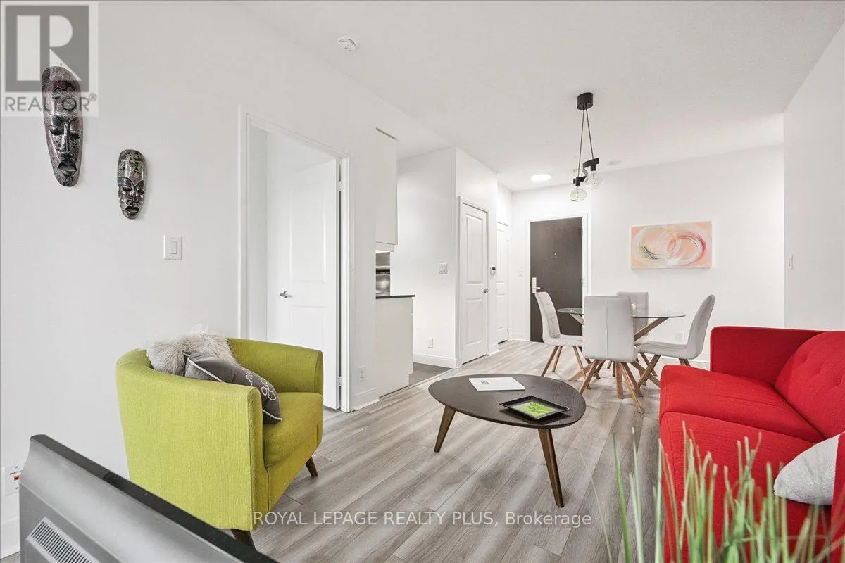 1008 - 60 ABSOLUTE AVENUE